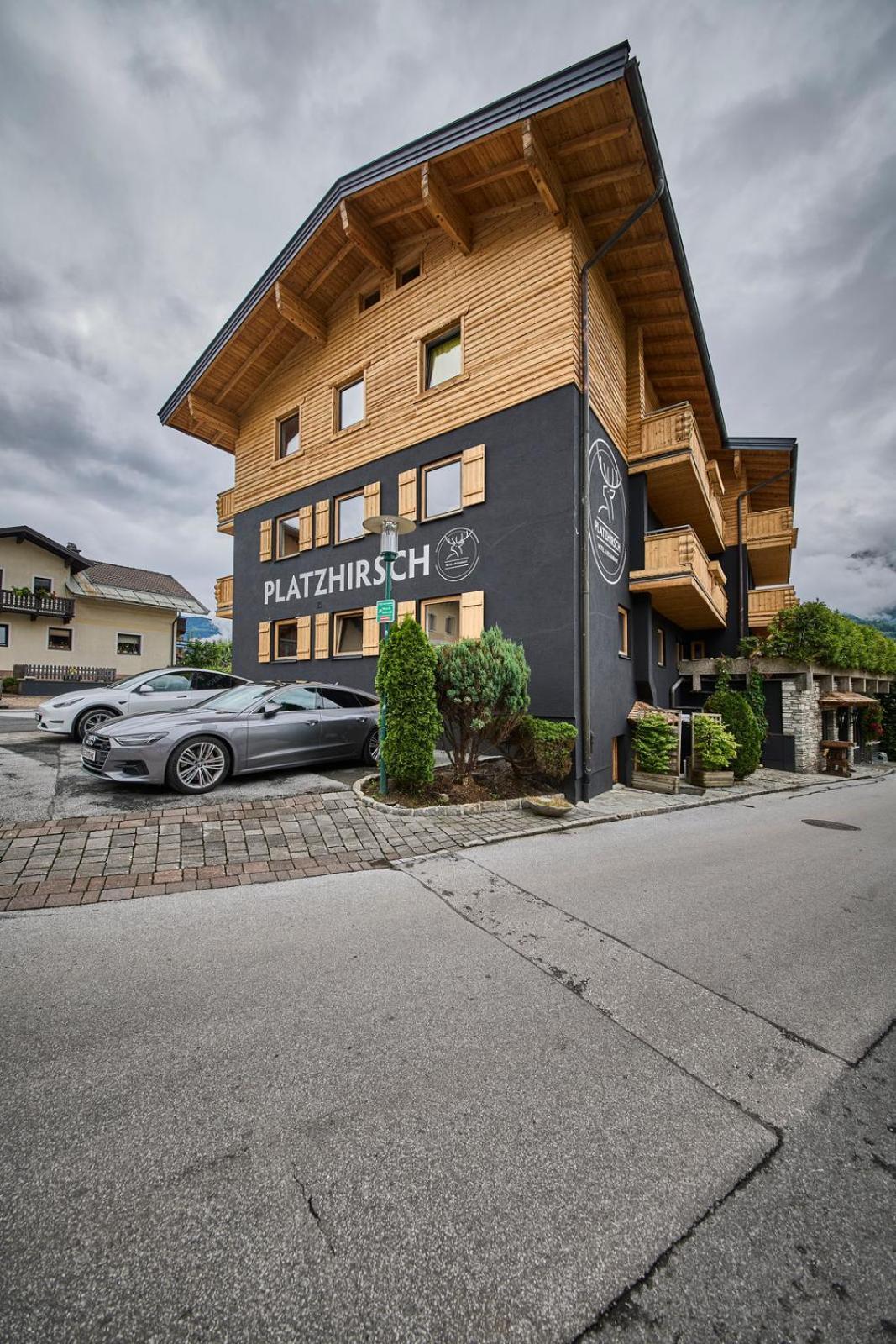 Platzhirsch Rooms - B&B - Self Check-In Piesendorf Esterno foto