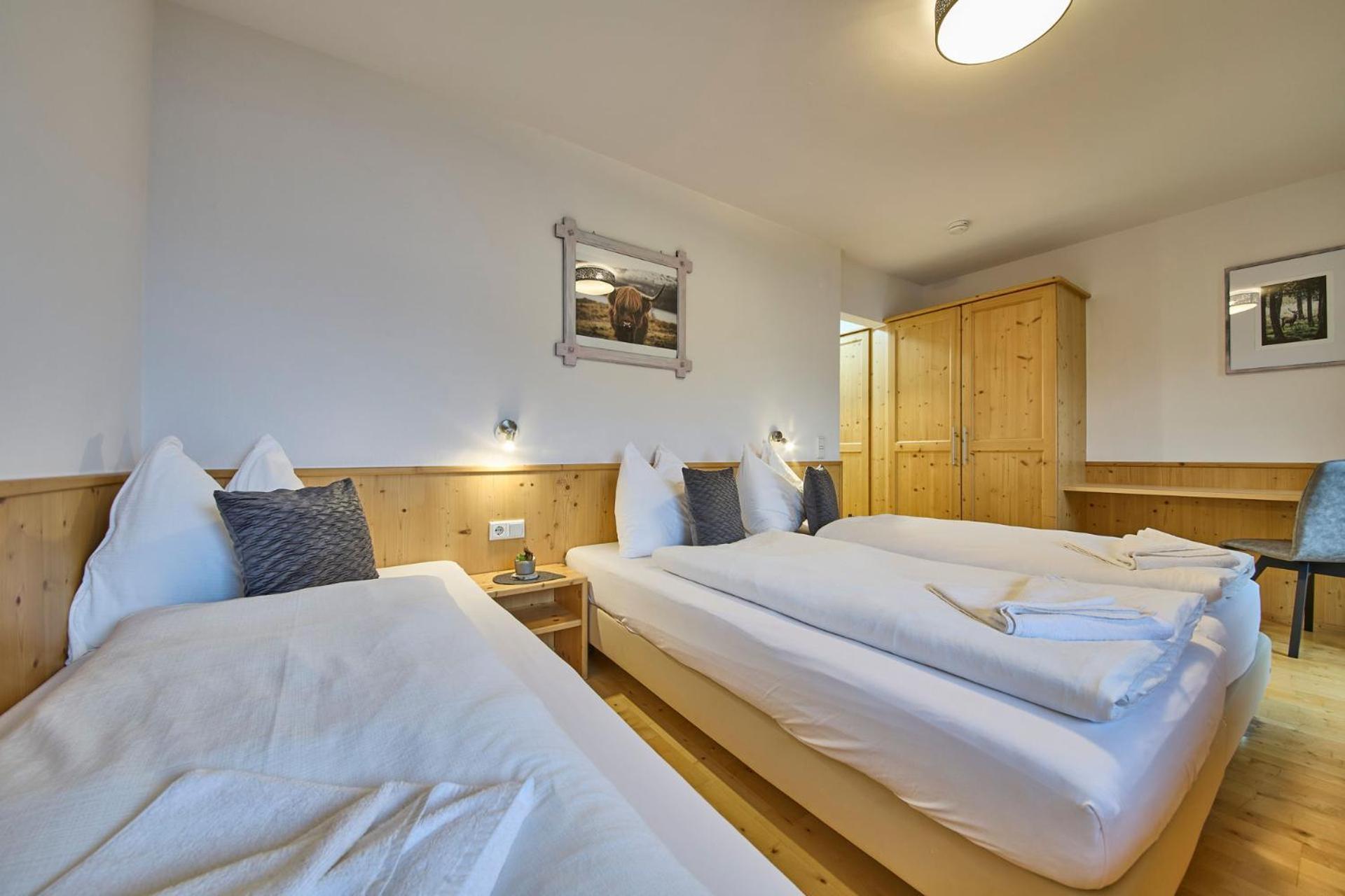 Platzhirsch Rooms - B&B - Self Check-In Piesendorf Esterno foto