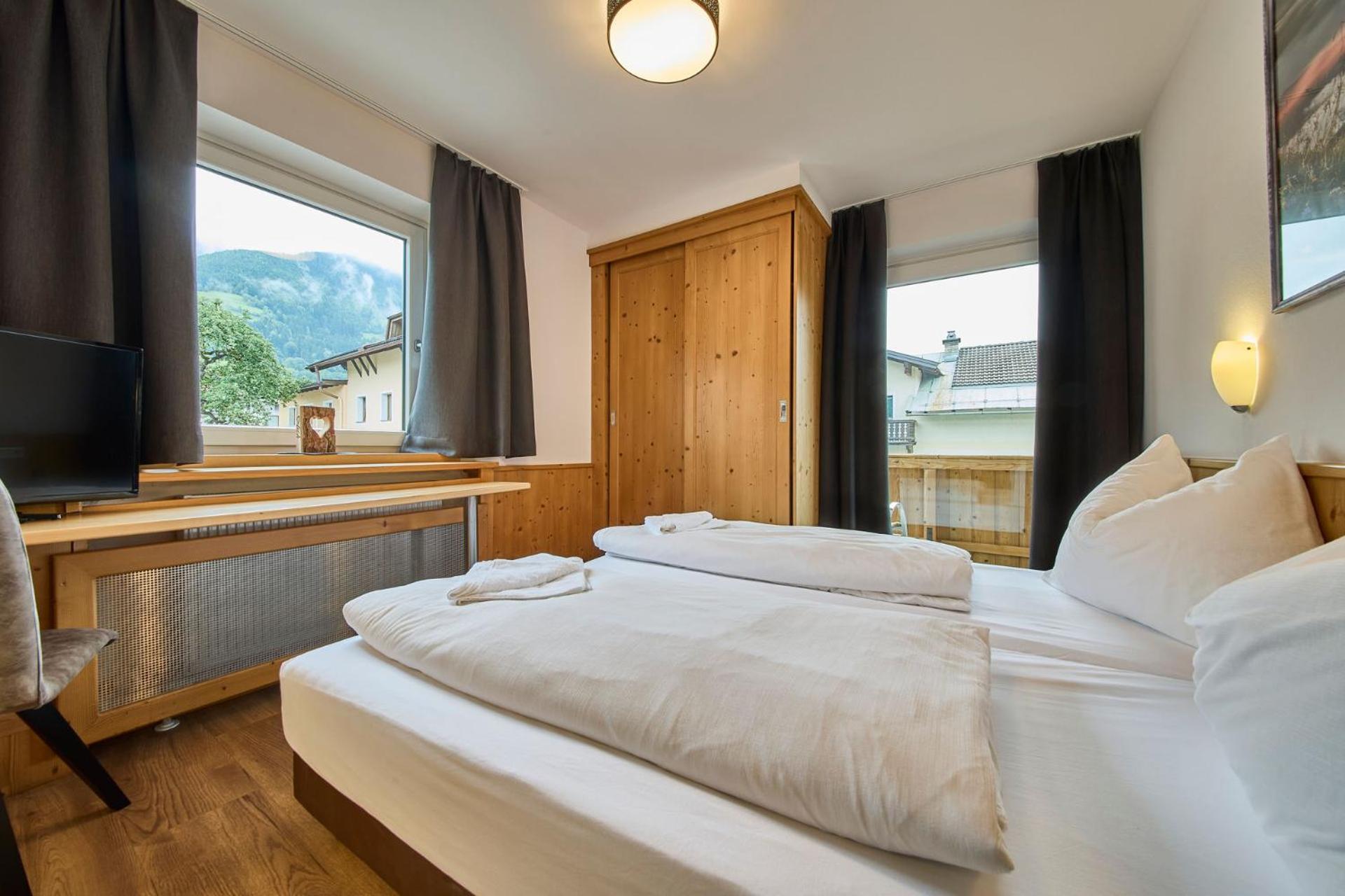 Platzhirsch Rooms - B&B - Self Check-In Piesendorf Esterno foto
