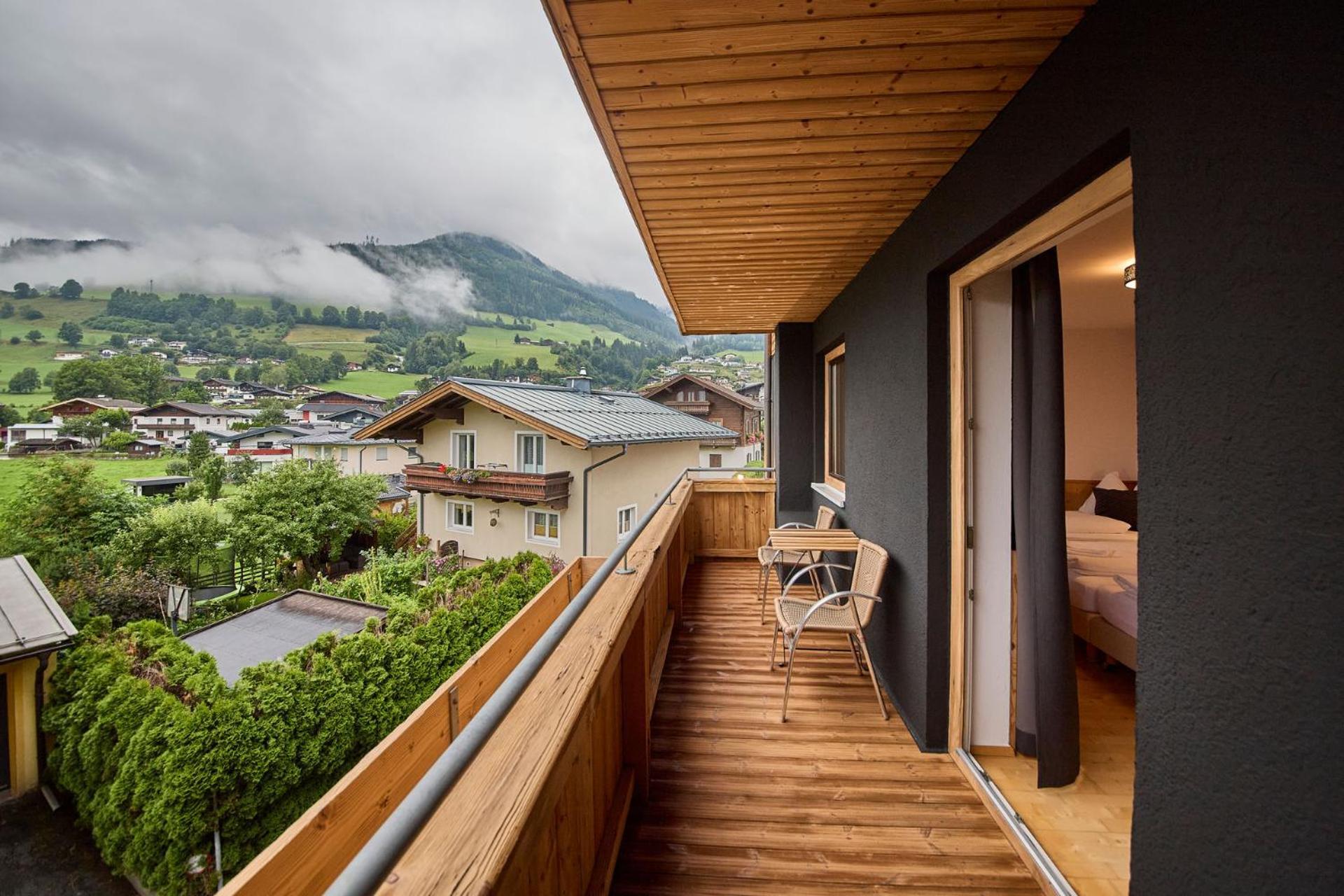 Platzhirsch Rooms - B&B - Self Check-In Piesendorf Esterno foto